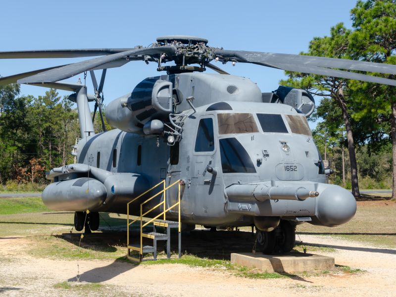 Photo of 731652 - USAF - United States Air Force Sikorsky MH-53 Super stallion  at VPS on AeroXplorer Aviation Database
