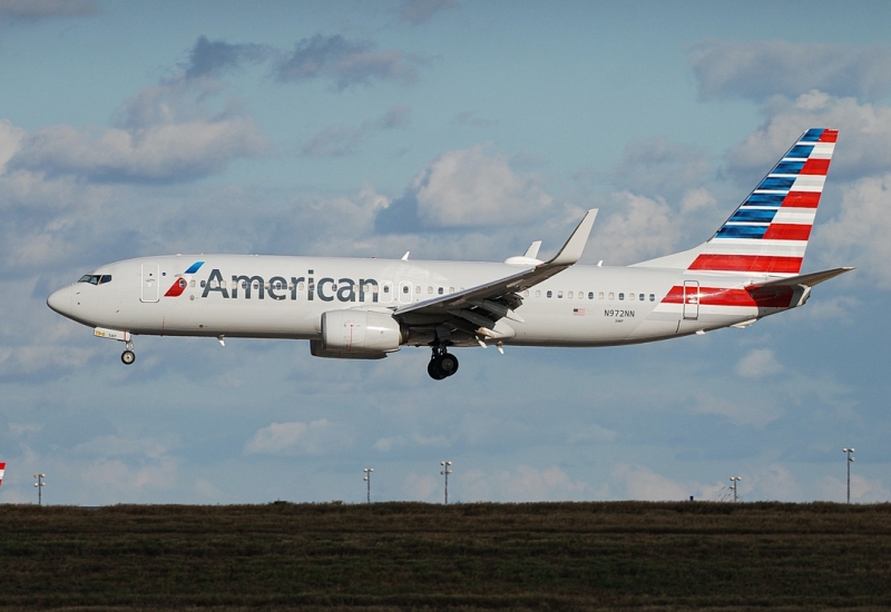 Photo of N972NN - American Airlines Boeing 737-800 at DFW on AeroXplorer Aviation Database