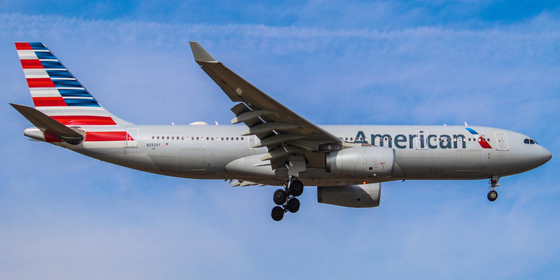 Photo of N292AY - American Airlines Airbus A330-200 at PHL on AeroXplorer Aviation Database