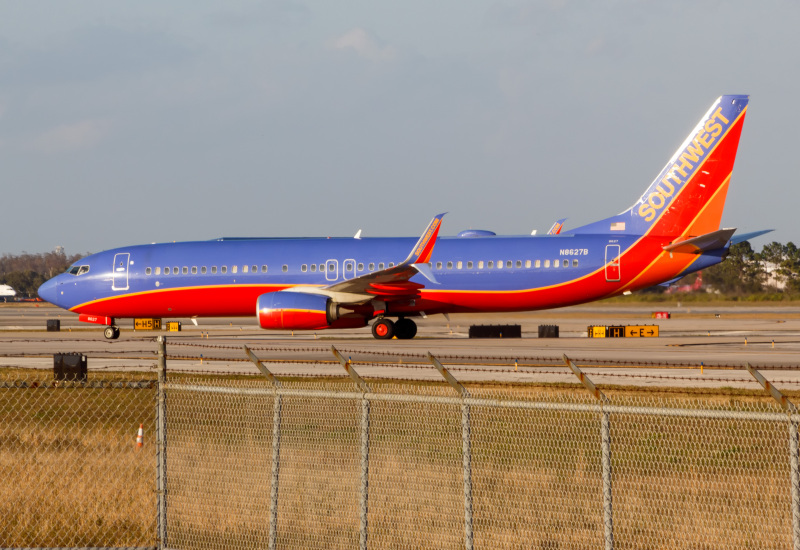 Photo of N8627B - Southwest Airlines Boeing 737-800 at MCO on AeroXplorer Aviation Database