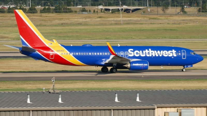 Photo of N8546V - Southwest Airlines Boeing 737-800 at OKC on AeroXplorer Aviation Database