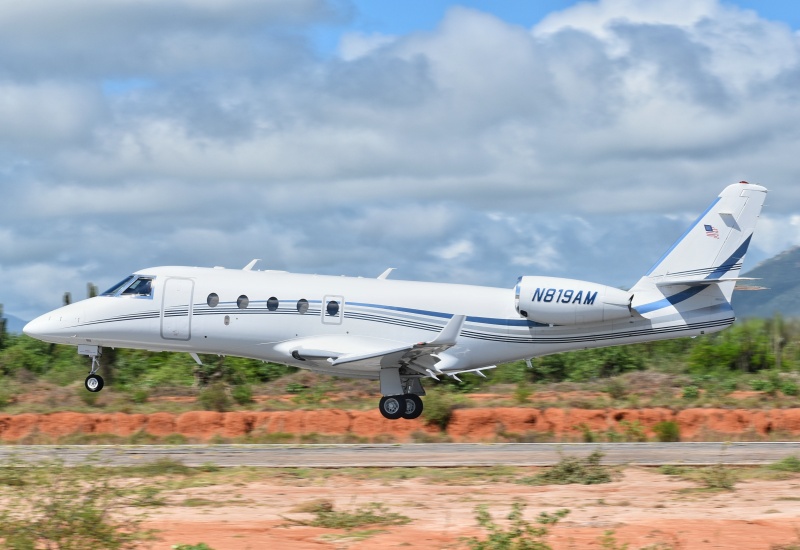 Photo of N819AM - PRIVATE Gulfstream G150 at CSL on AeroXplorer Aviation Database