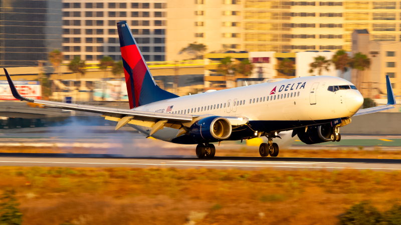 Photo of N3773D - Delta Airlines Boeing 737-800 at LAX on AeroXplorer Aviation Database