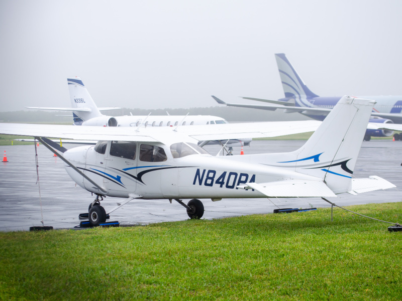 Photo of N840PA - PRIVATE Cessna 172 at ACY on AeroXplorer Aviation Database