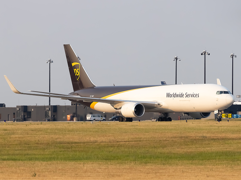 Photo of N310UP - United Parcel Service Boeing 767-300F at BWI on AeroXplorer Aviation Database