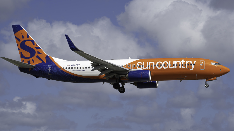 Photo of N837SY - Sun Country Airlines Boeing 737-800 at MIA on AeroXplorer Aviation Database