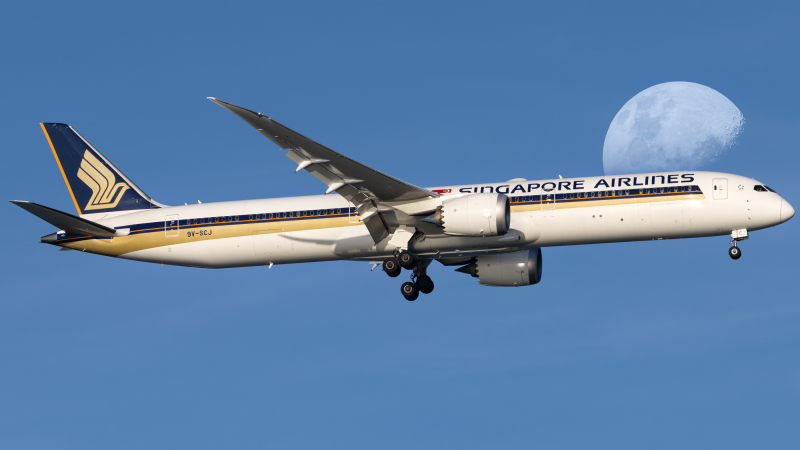 Photo of 9V-SCJ - Singapore Airlines Boeing 787-10 at SIN on AeroXplorer Aviation Database
