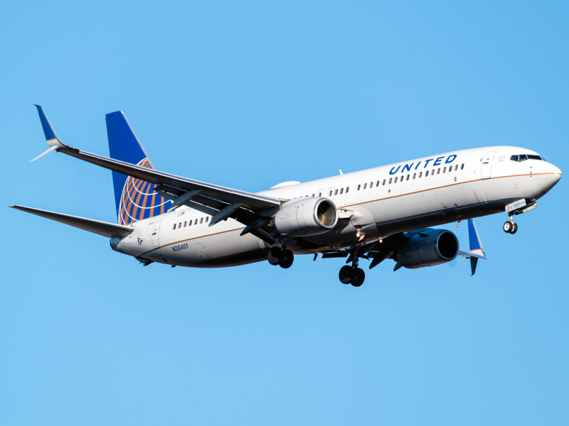 Photo of N30401 - United Airlines Boeing 737-900 at KCVG on AeroXplorer Aviation Database