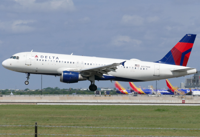 Photo of N377NW - Delta Airlines  Airbus A320 at AUS on AeroXplorer Aviation Database