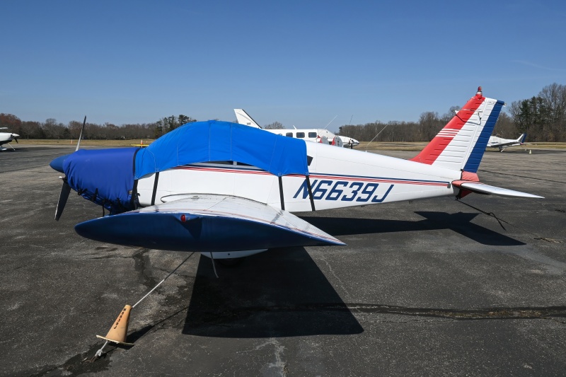 Photo of N6639J - PRIVATE Piper PA-28 at N14 on AeroXplorer Aviation Database