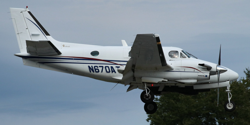 Photo of N670AT - PRIVATE Beechcraft King Air C90 at THV on AeroXplorer Aviation Database