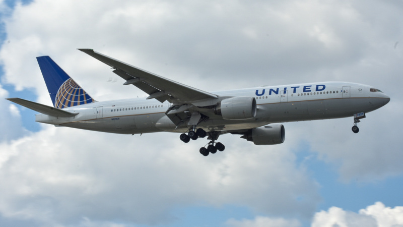 Photo of N228UA - United Airlines Boeing 777-200 at ORD on AeroXplorer Aviation Database