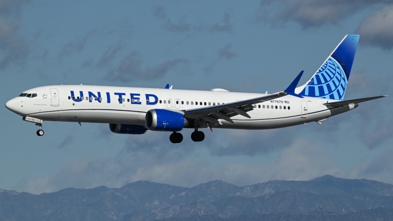 Photo of N77579 - United Airlines Boeing 737 MAX 9 at LAX on AeroXplorer Aviation Database
