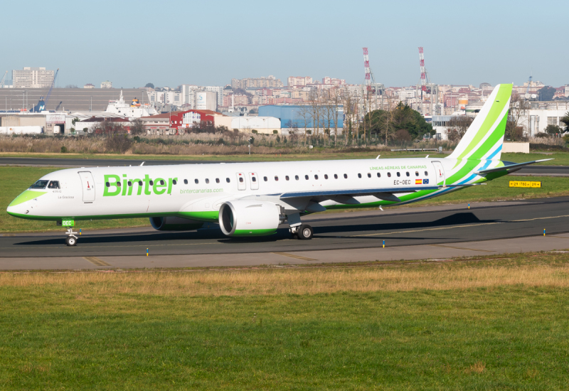 Photo of EC-OEC - Binter Canarias Embraer E195-E2 at SDR on AeroXplorer Aviation Database