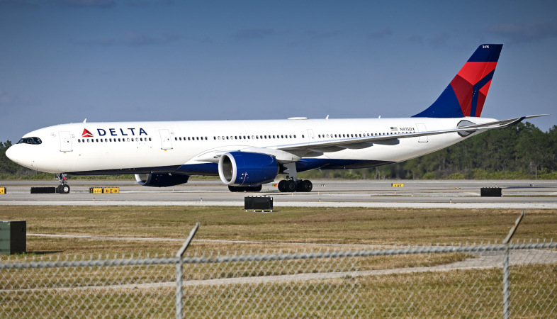 Photo of N415DX - Delta Airlines Airbus A330-900 at MCO on AeroXplorer Aviation Database