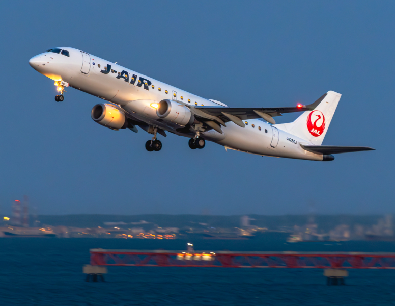 Photo of JA250J - J-Air Embraer E190 at HND on AeroXplorer Aviation Database