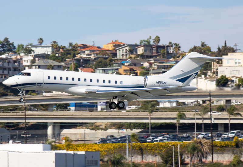 Photo of N595MP - PRIVATE Bombardier Global 6000 at SAN on AeroXplorer Aviation Database