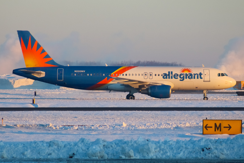 Photo of N220NV - Allegiant Air Airbus A320 at CVG on AeroXplorer Aviation Database