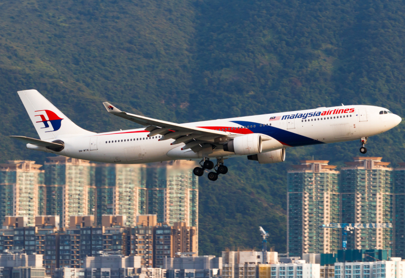 Photo of 9M-MTN - Malaysia Airlines Airbus A330-300 at HKG on AeroXplorer Aviation Database