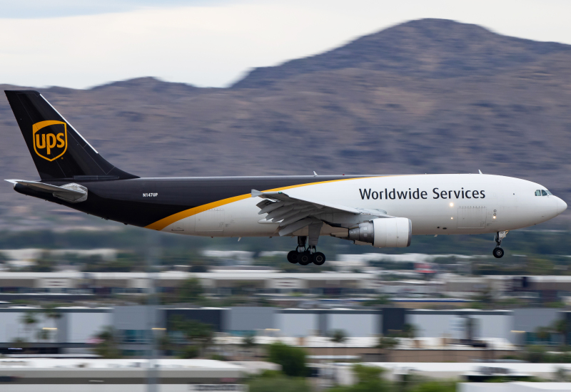 Photo of N147UP - United Parcel Service Airbus A300F-600 at PHX on AeroXplorer Aviation Database