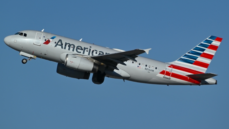 Photo of N810AW - American Airlines Airbus A319 at RNO on AeroXplorer Aviation Database