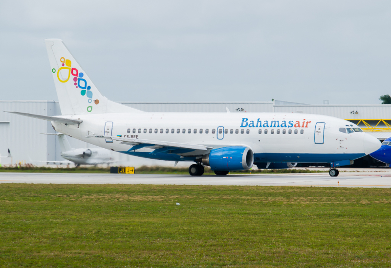 Photo of C6-BFE - Bahamasair Boeing 737-500 at FLL on AeroXplorer Aviation Database