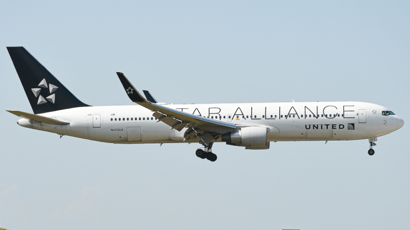 Photo of N653UA - United Airlines Boeing 767-300 at ORD on AeroXplorer Aviation Database