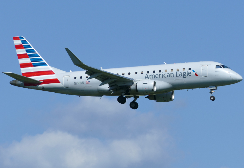Photo of N215NN - American Eagle Embraer E175 at AUS on AeroXplorer Aviation Database