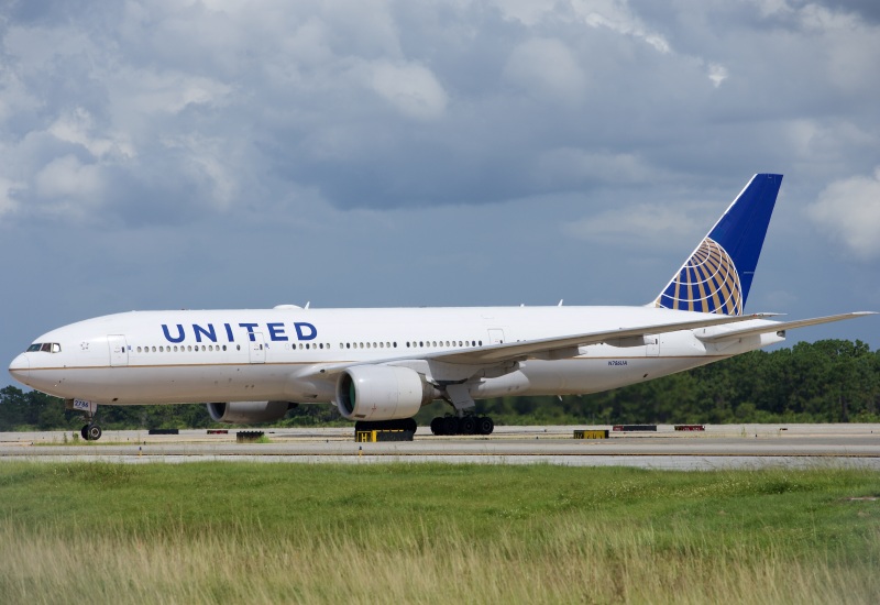 Photo of N786UA - United Airlines Boeing 777-200 at MCO on AeroXplorer Aviation Database