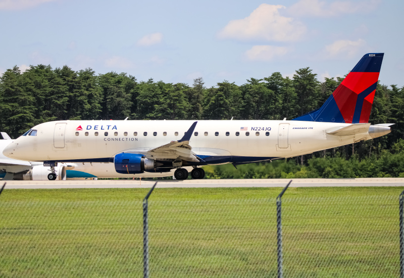 Photo of N224JQ - Delta Connection Embraer E175 at BWI on AeroXplorer Aviation Database