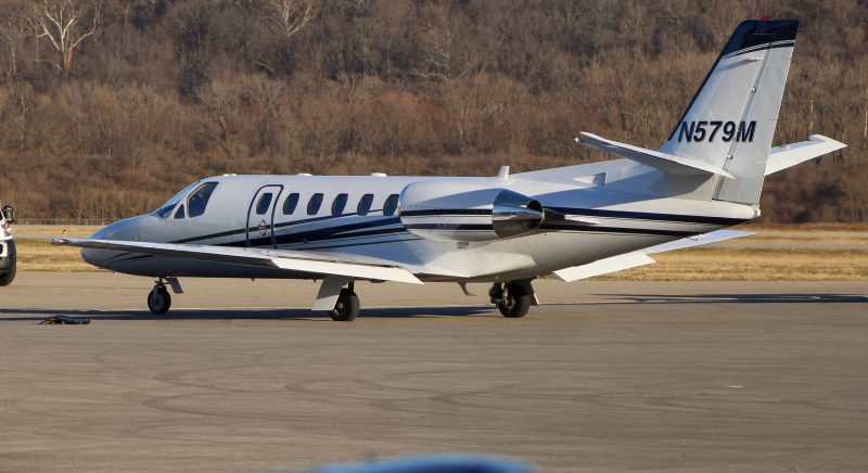 Photo of N759M - PRIVATE Cessna Citation 550 at LUK on AeroXplorer Aviation Database