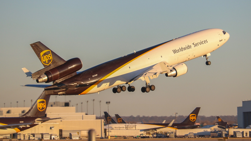 Photo of N276UP - United Parcel Service McDonnell Douglas MD-11F at SDF on AeroXplorer Aviation Database