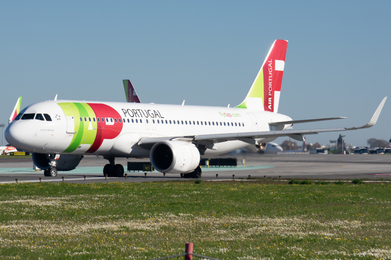 Photo of CS-TVC - TAP Air Portugal Airbus A320NEO at LIS on AeroXplorer Aviation Database