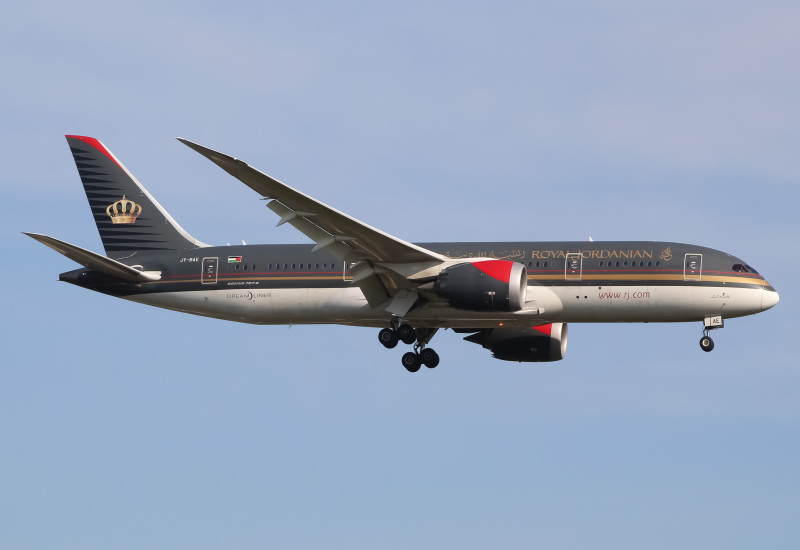 Photo of JY-BAE - Royal Jordanian  Boeing 787-8 at JFK on AeroXplorer Aviation Database