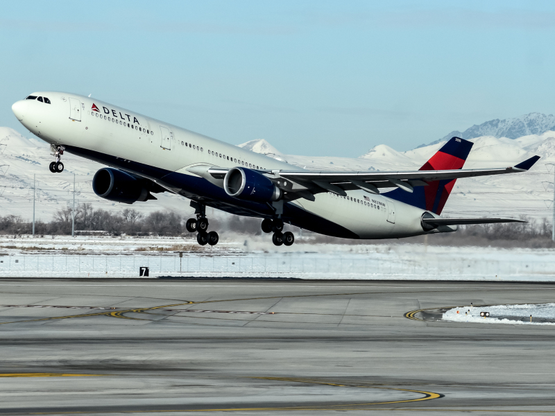 Photo of N831NW - Delta Airlines Airbus A330-300 at SLC on AeroXplorer Aviation Database