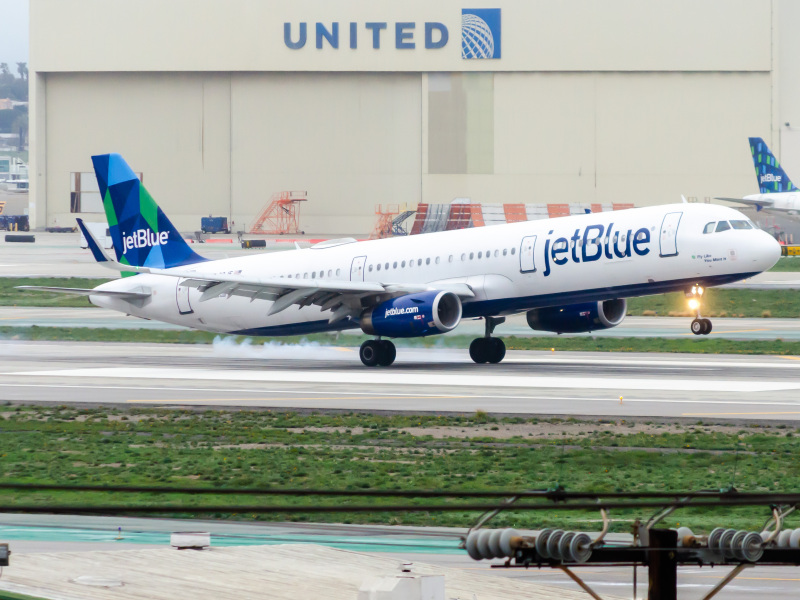 Photo of N993JE - JetBlue Airways Airbus A321-200 at LAX on AeroXplorer Aviation Database