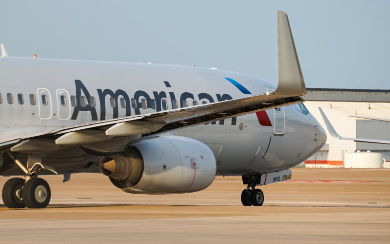 Photo of N826NN - American Airlines Boeing 737-800 at DFW on AeroXplorer Aviation Database
