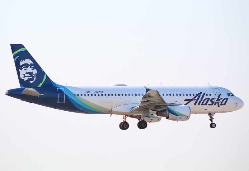 Photo of N845VA - Alaska Airlines Airbus A320 at ORD on AeroXplorer Aviation Database