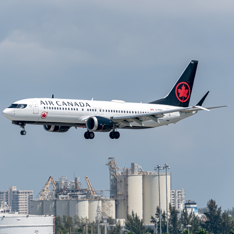 Photo of C-FSCY - Air Canada Boeing 737 MAX 8 at FLL on AeroXplorer Aviation Database