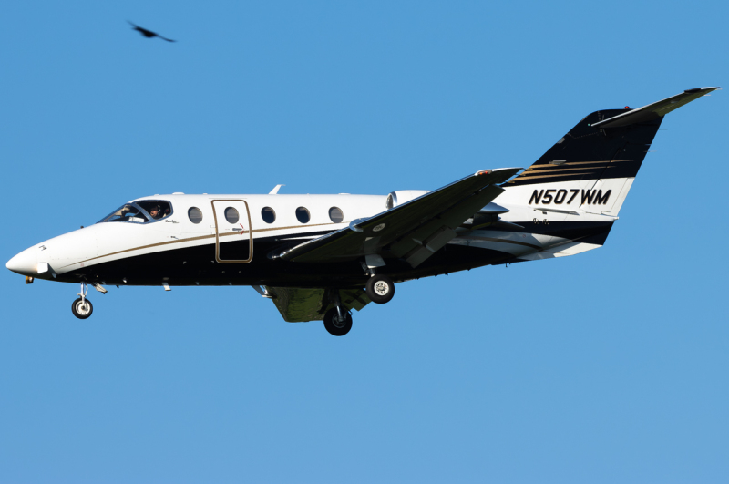 Photo of N507WM - PRIVATE  Beechcraft Hawker 400 at PIT on AeroXplorer Aviation Database