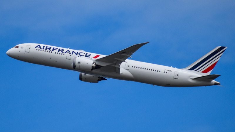 Photo of F-HRBJ - Air France Boeing 787-9 at PDX on AeroXplorer Aviation Database