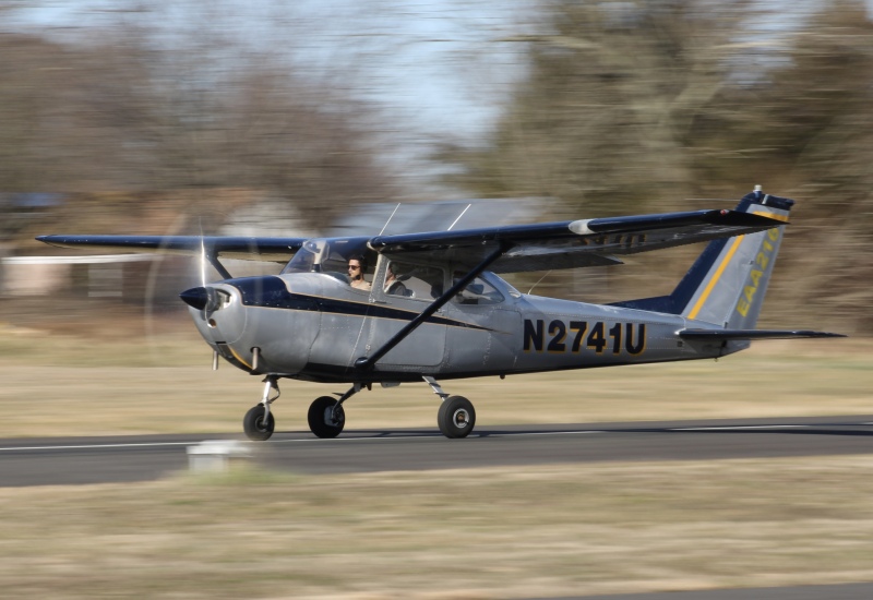 Photo of N2741U - Private Cessna 172 at 17N on AeroXplorer Aviation Database