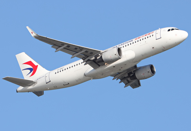 Photo of B-8857 - China Eastern Airlines Airbus A320 at HKG on AeroXplorer Aviation Database