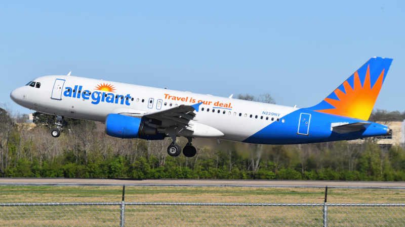 Photo of N229NV - Allegiant Air Airbus A320 at BNA on AeroXplorer Aviation Database