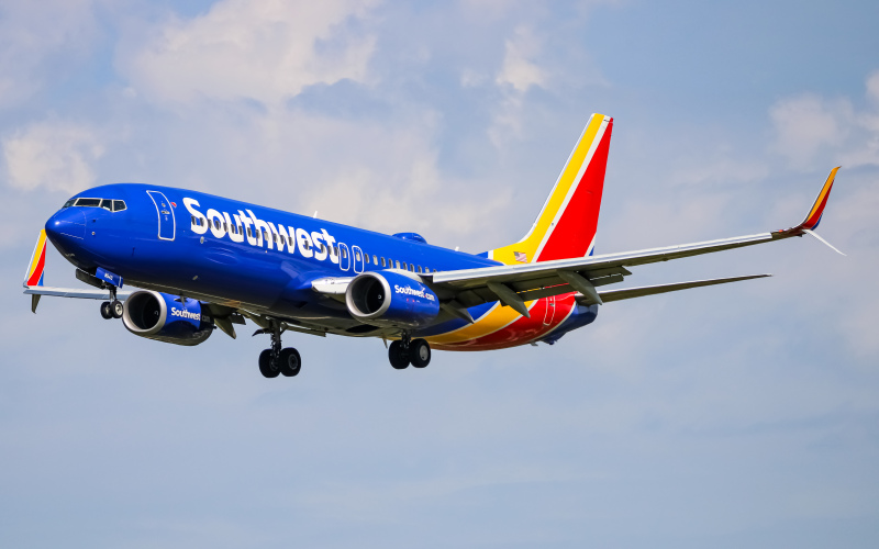 Photo of N8543Z - Southwest Airlines Boeing 737-800 at BWI on AeroXplorer Aviation Database