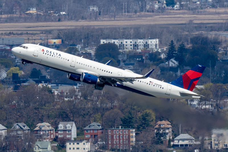 Photo of N386DN - Delta Airlines Airbus A321-200 at BOS on AeroXplorer Aviation Database