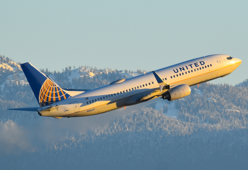 Photo of N16217 - United Airlines Boeing 737-800 at YVR on AeroXplorer Aviation Database