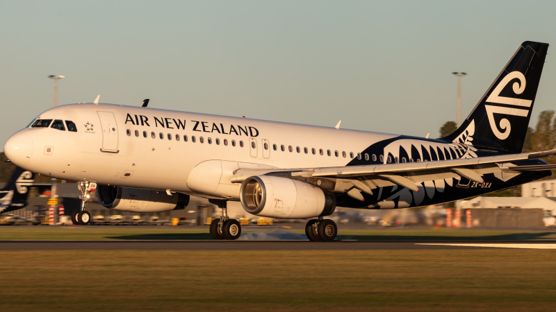 Photo of ZK-OXA - Air New Zealand Airbus A320 at CHC on AeroXplorer Aviation Database