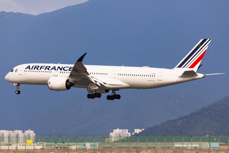 Photo of F-HUVH - Air France Airbus A350-900 at HKG on AeroXplorer Aviation Database