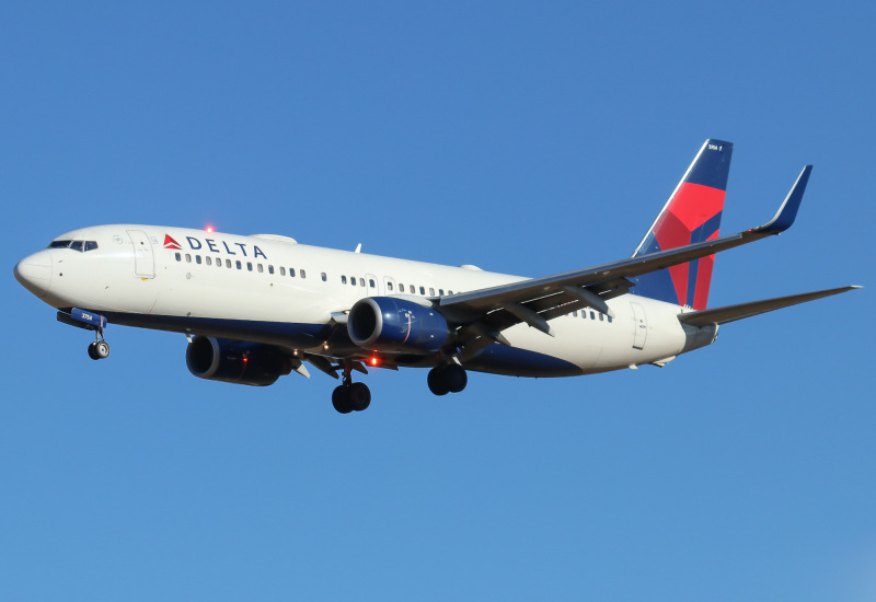 Photo of N3754A - Delta Airlines Boeing 737-800 at BWI on AeroXplorer Aviation Database